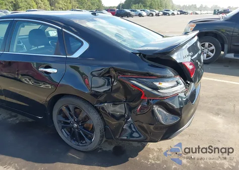 2018 Nissan Altima 2.5 Sr из США, поврежденный, VIN 1N4AL3AP4JC267186